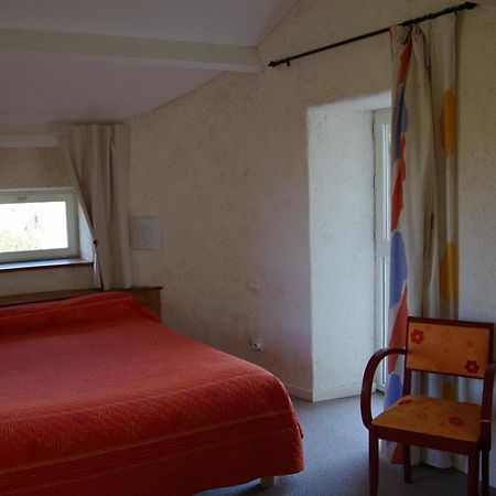 Gites Du Manoir De Goandour Crozon Zimmer foto